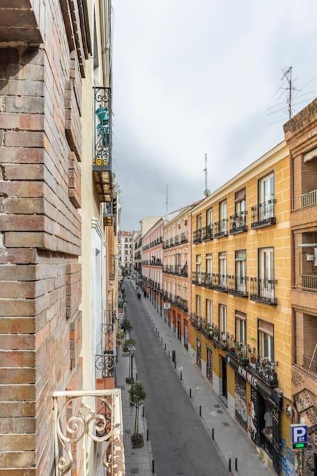 Apartamento En Madrid Centro Exterior foto